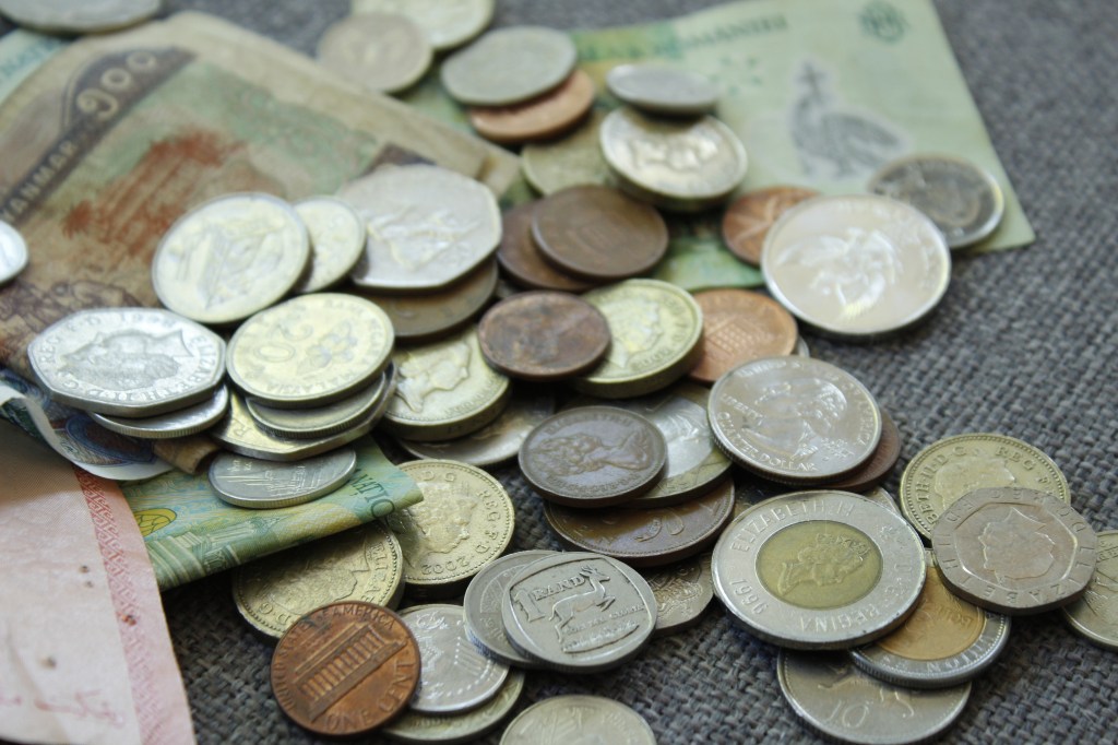 Wat te doen met buitenlands geld en oude guldens&nbsp;enzo