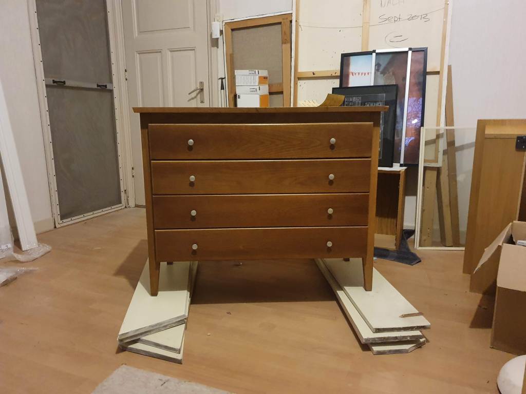 DIY: Ladekastje voor de&nbsp;slaapkamer