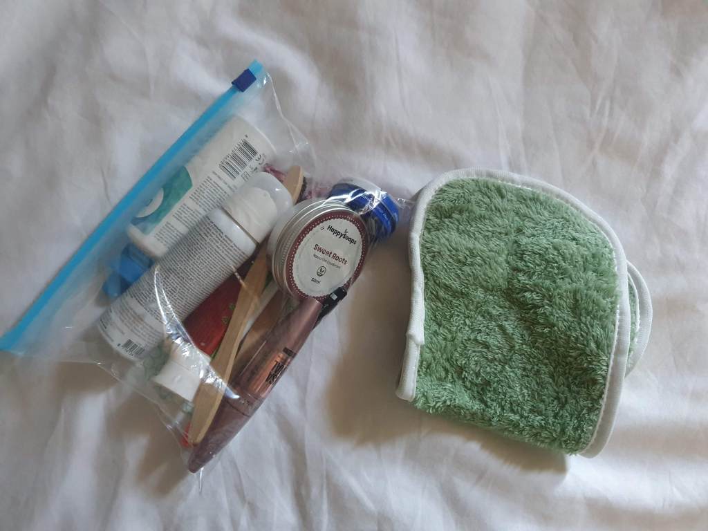 Minimalist & zwanger: wat ik wel/niet gebruikte van mijn&nbsp;vluchttas